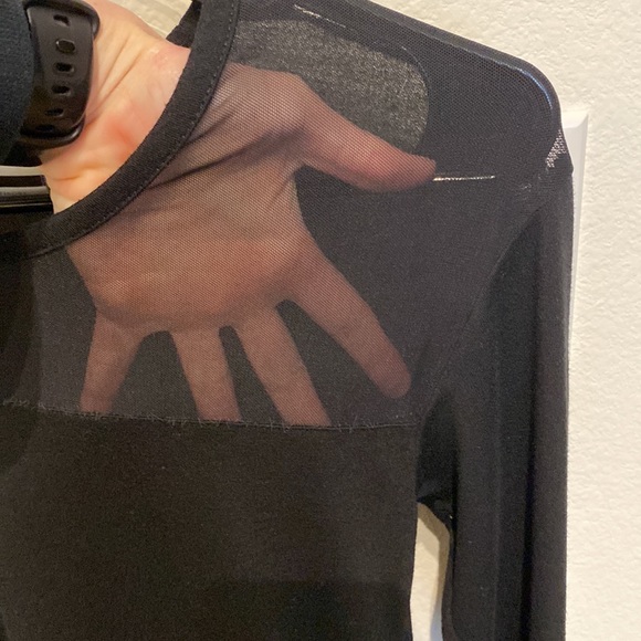 Active mesh blouse - Picture 4 of 4